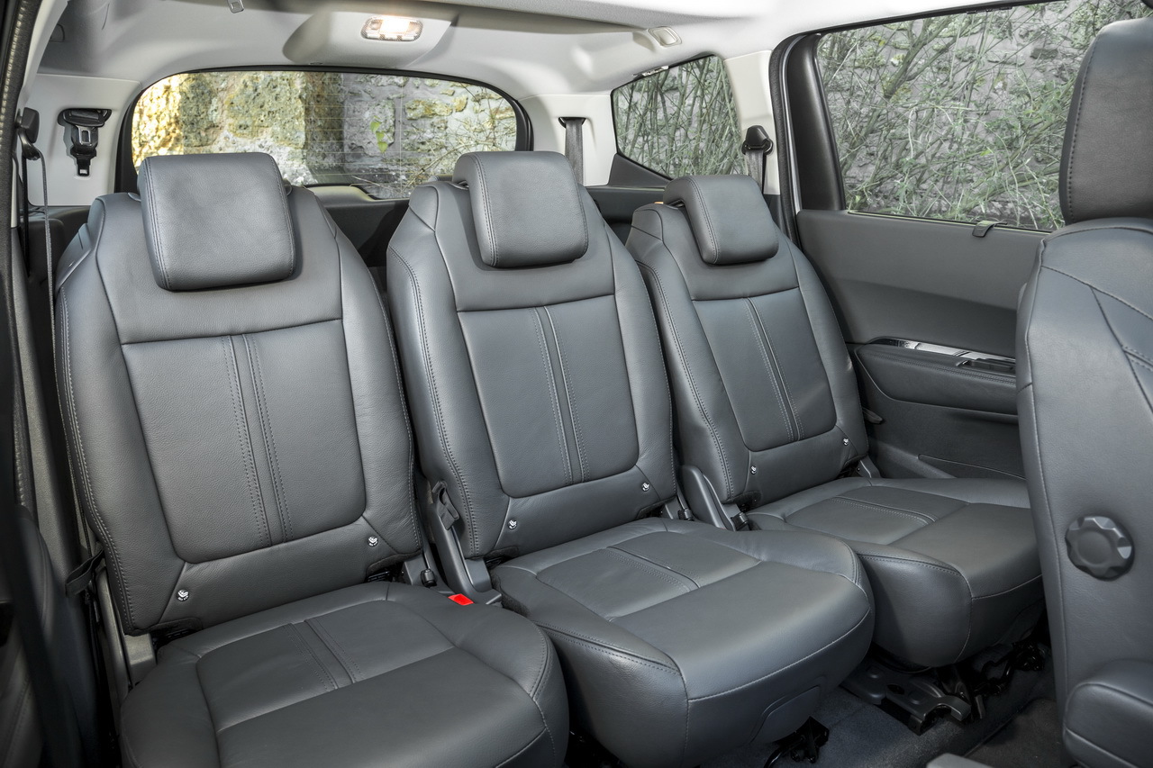 interieur Peugeot 5008