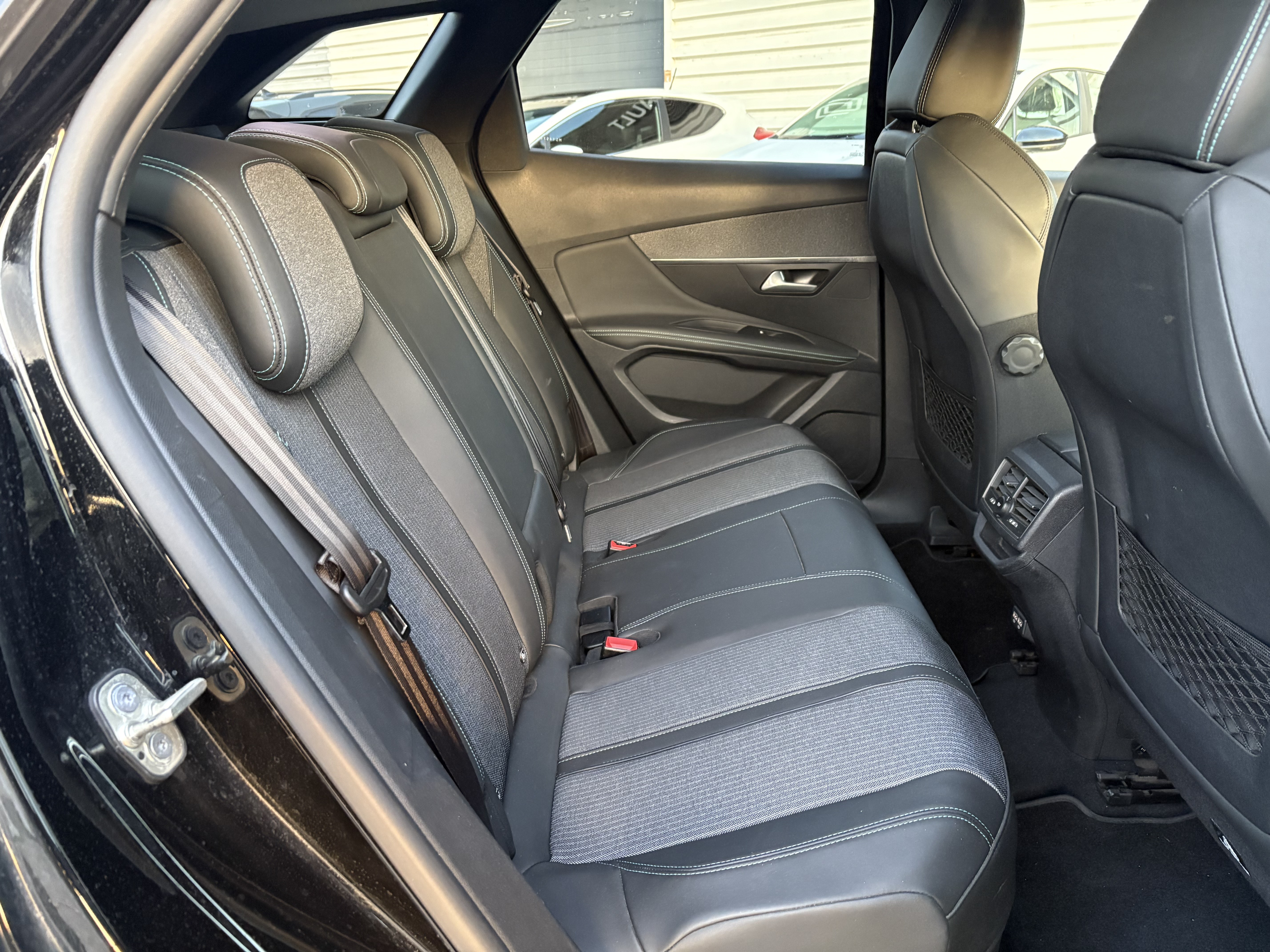 Peugeot 3008 Plug-in Hybrid 225ch Allure Pack e-EAT8